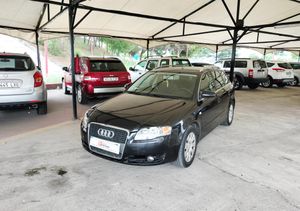 Audi A4 Avant 2.0 TDI   - Foto 2