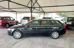 Audi A4 Avant 2.0 TDI   - Foto 4