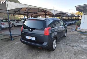 Peugeot E-5008 1.6 HDI FAP ALLURE 110   - Foto 6