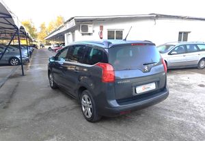 Peugeot E-5008 1.6 HDI FAP ALLURE 110   - Foto 7