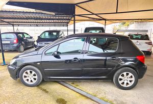 Peugeot 307 1.6i  XS  5P   - Foto 4