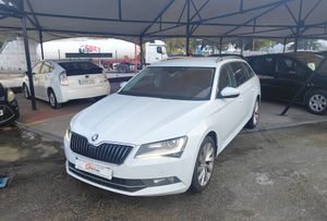 Skoda Superb 2.0 TDI 190 ADBLUE   - Foto 2