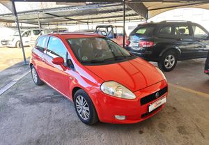 Fiat Punto 1.3 MULTIJET 16V DYNAMIC   - Foto 5