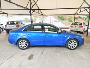 Audi A4 2.5 TDI AUT   - Foto 3