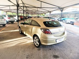 Opel Astra GTC 1.7 CDTI COSMO 6v   - Foto 6