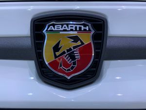 Abarth 500 ABARTH 695 1.4 T-JET 16V 180 CV 3P  - Foto 31