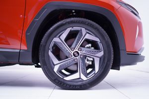 Hyundai Tucson TECNO 2-TONE 1.6 TGDI HEV 230 CV AUTO 5P  - Foto 16