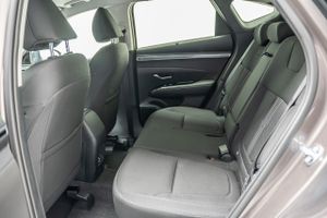 Hyundai Tucson TECNO 2-TONE 1.6 TGDI HEV 230 CV AUTO 5P  - Foto 9