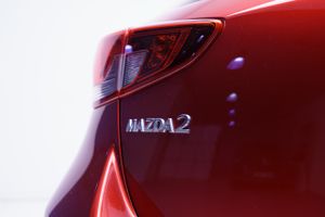 Mazda 2 HOMURA 1.5 E-SKYACTIV-G 90 CV 5P  - Foto 26