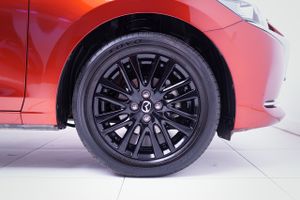 Mazda 2 HOMURA 1.5 E-SKYACTIV-G 90 CV 5P  - Foto 15