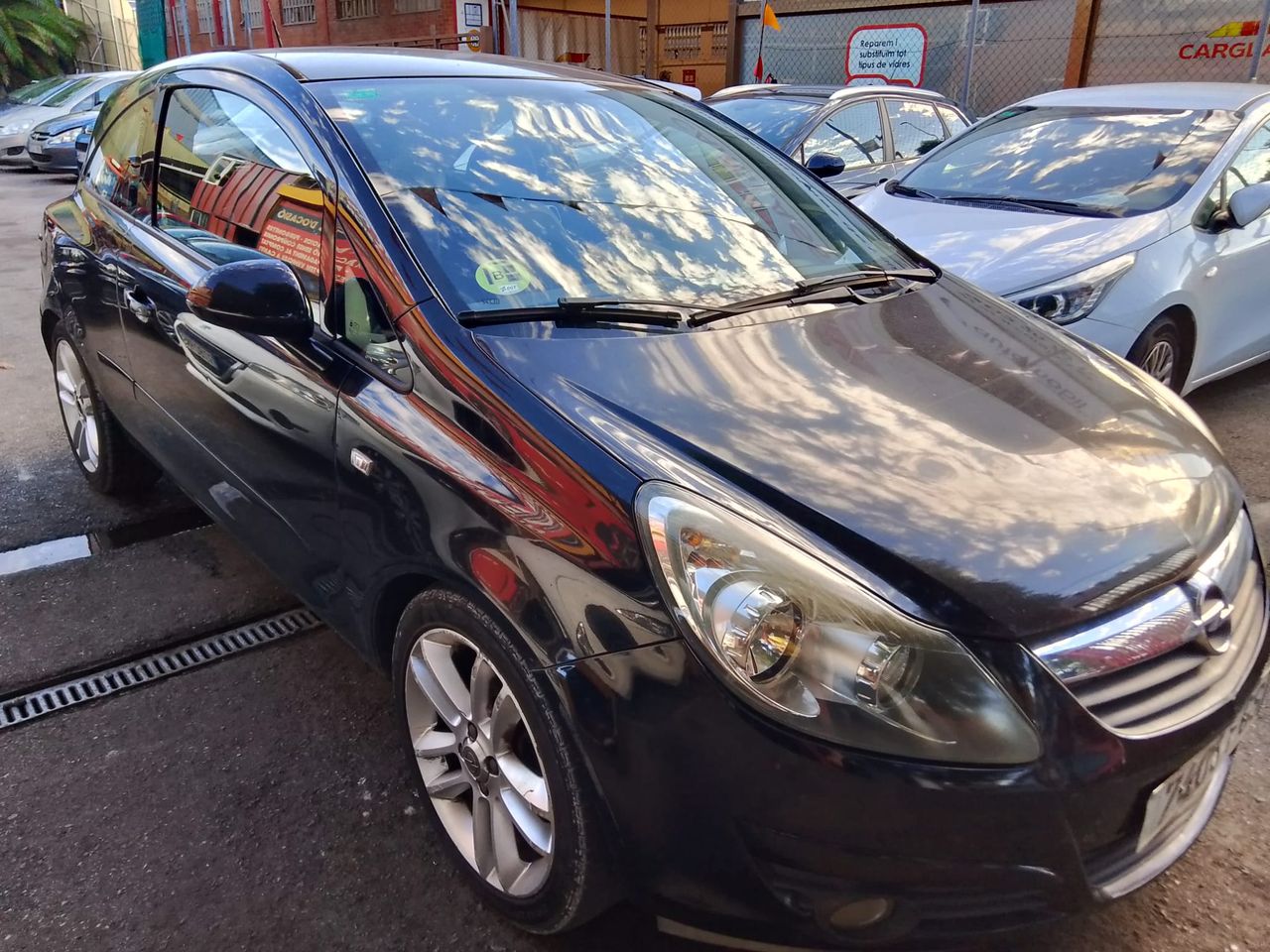 Opel Corsa 1.3   - Foto 1