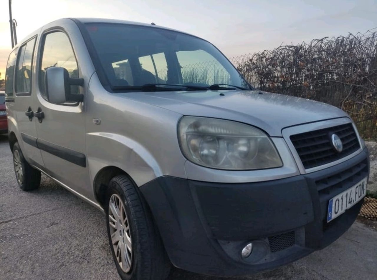 Fiat Doblo 1.9   - Foto 1