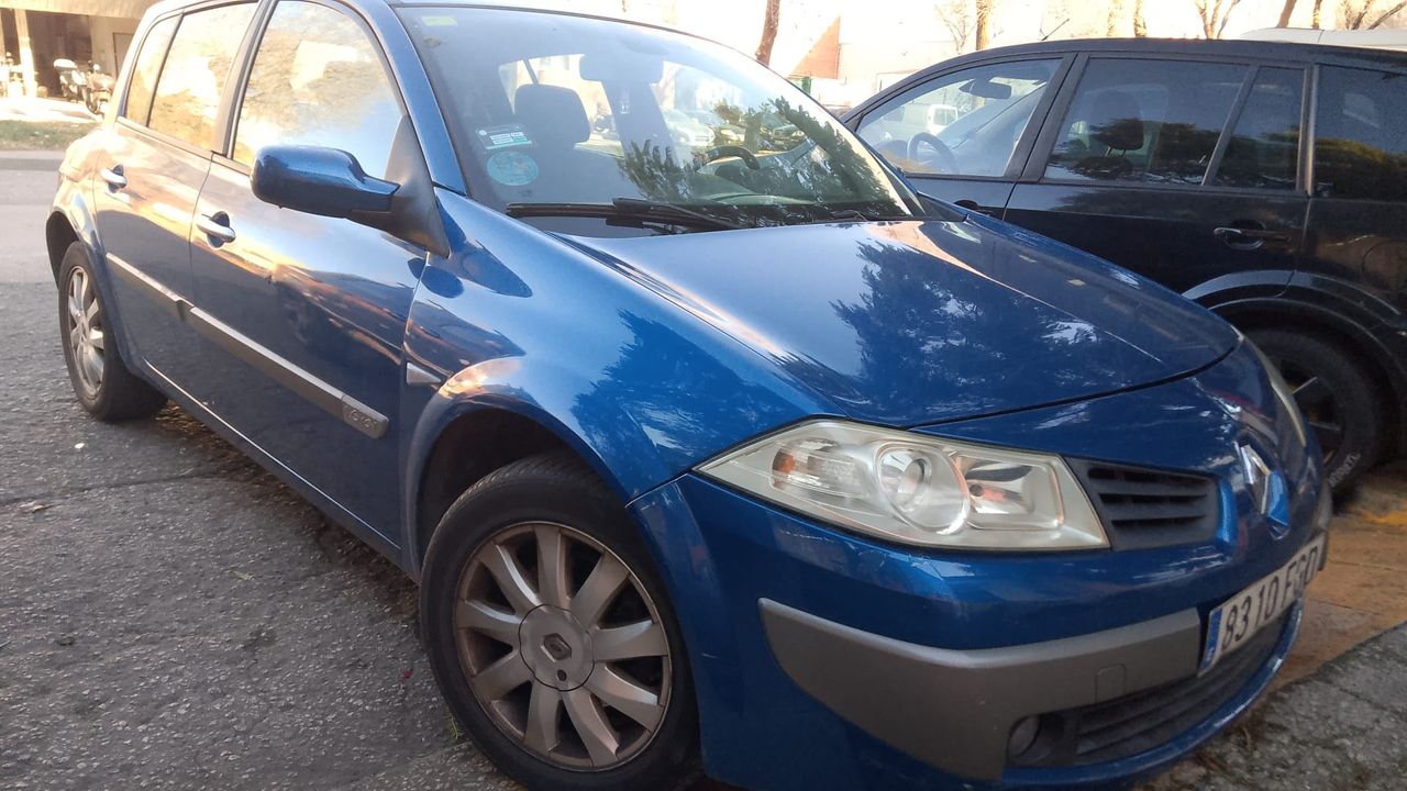 Renault Megane 1.6   - Foto 1