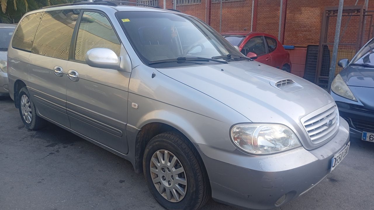 Kia Carnival 110CDI 75KW   - Foto 1