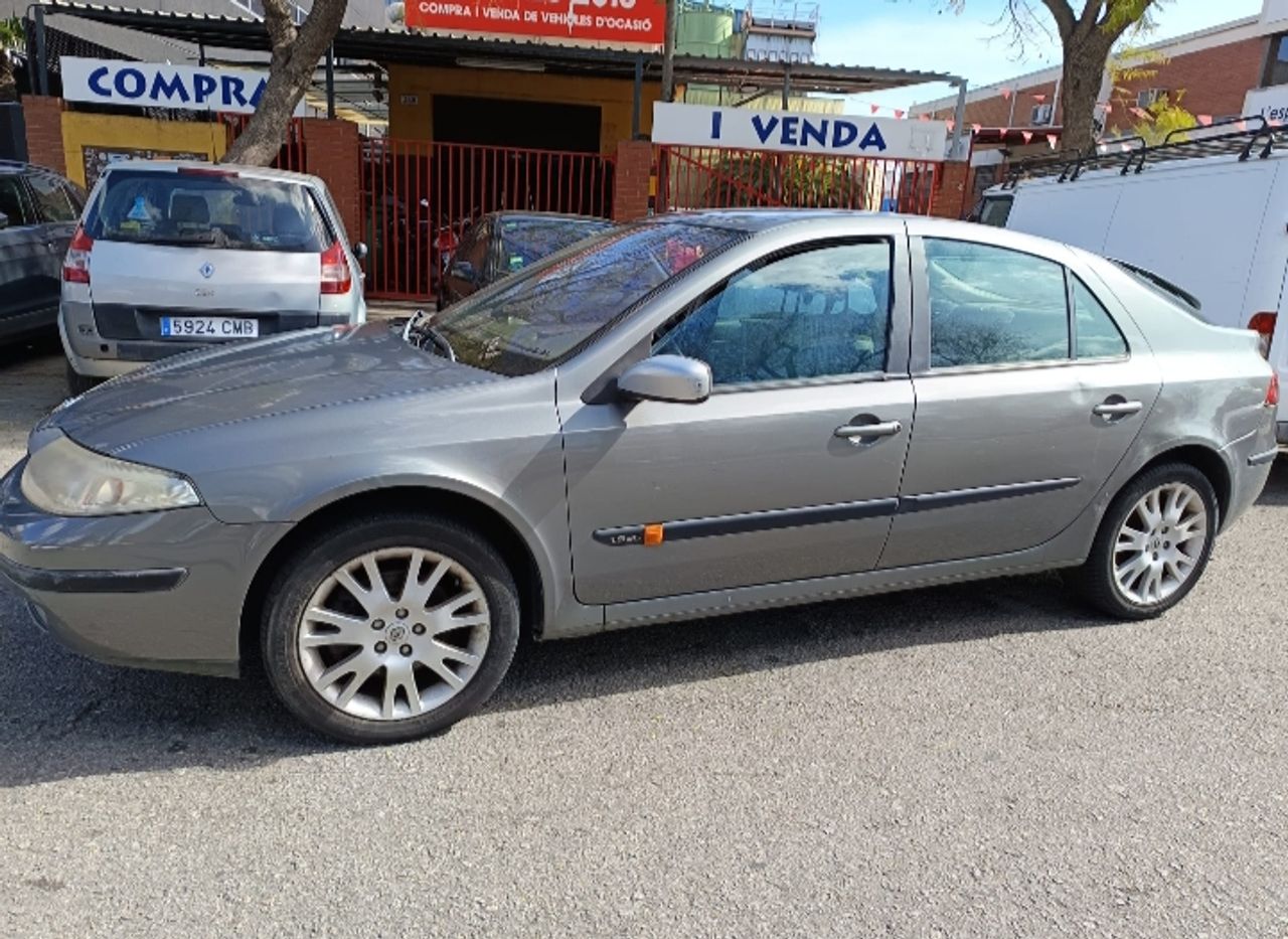 Renault Laguna DYNAMIQUE 1.9DCI 120CV   - Foto 1