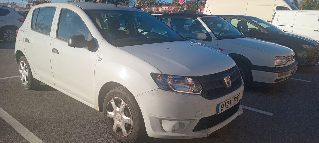 Dacia Sandero 1.1 Gasolina   - Foto 1