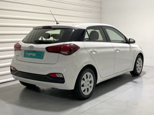 Hyundai i20 1.2 MPI Essence GC3719  - Foto 3