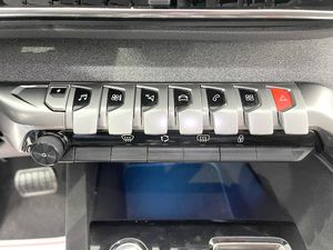 Peugeot 3008 Hybrid 225 e-EAT8 Allure GC6817  - Foto 3