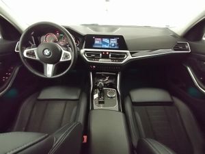 BMW Serie 3 320d Auto.Touring  - Foto 12