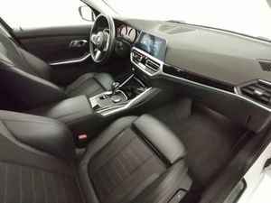 BMW Serie 3 320d Auto.Touring  - Foto 14