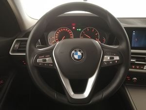 BMW Serie 3 318d  - Foto 12