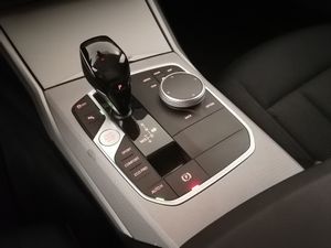 BMW Serie 3 318d Auto.  - Foto 12