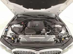 BMW Serie 3 318d Auto.Touring  - Foto 18