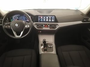 BMW Serie 3 318d Auto.Touring  - Foto 14