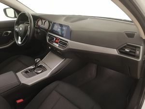 BMW Serie 3 320d Auto.  - Foto 15