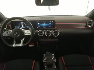 Mercedes CLA CLA Mercedes-AMG 35 4MATIC+ Shooting Bra  - Foto 18