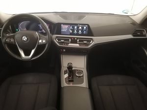 BMW Serie 3 318d Auto.  - Foto 14