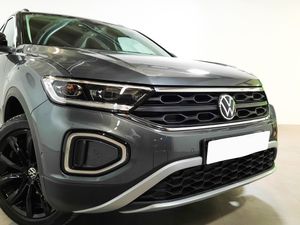 Volkswagen T-Roc Dark 1.0 TSI 81 kW (110 CV)  - Foto 19