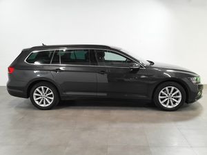 Volkswagen Passat Variant 2.0TDI EVO Executive DGS7 110kW   - Foto 4