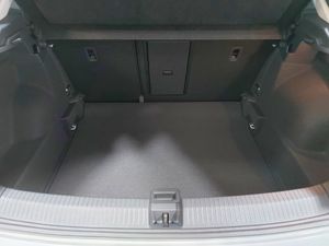 Volkswagen T-Roc  Life 2.0 TDI 85 kW (115 CV) 6 vel   - Foto 14