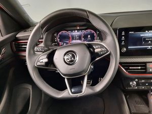 Skoda Kamiq 1.5 TSI Monte Carlo 110kW DSG7   - Foto 10