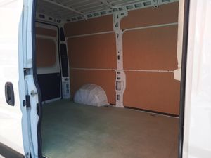 Peugeot Boxer Boxer Furgón 2.2 BlueHDI 3.3 L2H2 S&S 140   - Foto 7