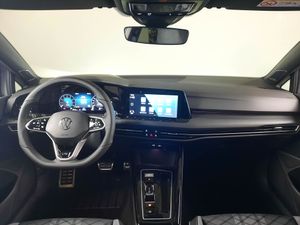 Volkswagen Golf Golf 1.5 eTSI R-Line DSG 110kW   - Foto 5