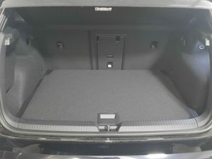 Volkswagen Golf Golf 1.5 eTSI R-Line DSG 110kW   - Foto 8