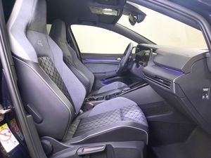 Volkswagen Golf Golf 1.5 eTSI R-Line DSG 110kW   - Foto 6