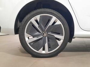 Skoda Kamiq 1.0 TSI Selection 70kW   - Foto 8