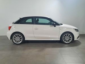 Audi A1 1.0 TFSI Adrenalin   - Foto 4