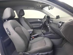 Audi A1 1.0 TFSI Adrenalin   - Foto 6