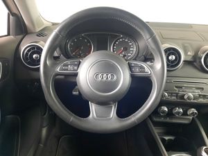 Audi A1 1.0 TFSI Adrenalin   - Foto 13