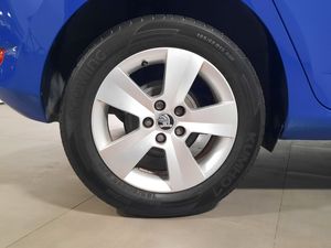 Skoda Fabia 1.0 MPI Ambition 55kW   - Foto 9