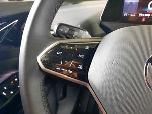 Volkswagen ID.4 ID.4 Pro 210KW 77Kwh   - Foto 13