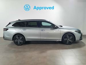 Volkswagen Passat Passat R-Line 1.5 TSI eHybrid 130 kW (177 CV) / 85 kW (115 CV)  Automático DSG 6 vel.   - Foto 4