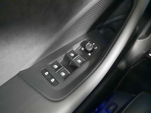 Volkswagen Passat Passat R-Line 1.5 TSI eHybrid 130 kW (177 CV) / 85 kW (115 CV)  Automático DSG 6 vel.   - Foto 11