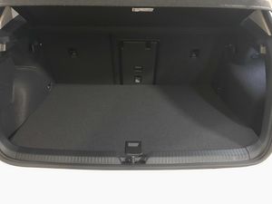 Volkswagen Golf Golf Match 1.5 TSI eHybrid 110 kW (150 CV) / 85 kW (115 CV)  Automático DSG 6 vel.   - Foto 8