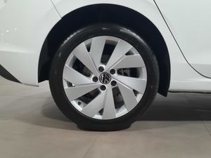 Volkswagen Golf Golf Match 1.5 TSI eHybrid 110 kW (150 CV) / 85 kW (115 CV)  Automático DSG 6 vel.   - Foto 9