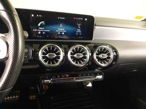 Mercedes CLA CLA 200d  - Foto 15